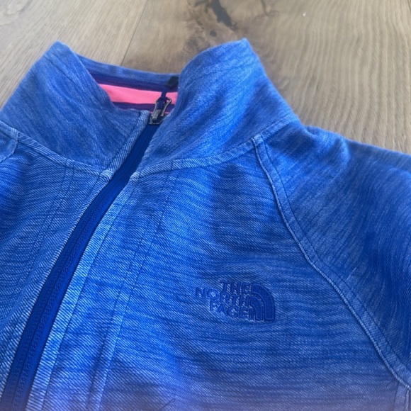The north face Blue and Pink Zip-Up Jacket M women’s - Picture 3 of 6
